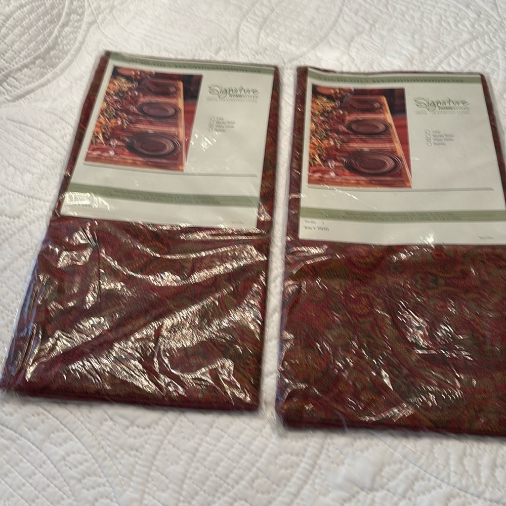 Pair Signature Homestyles Pillow Cover